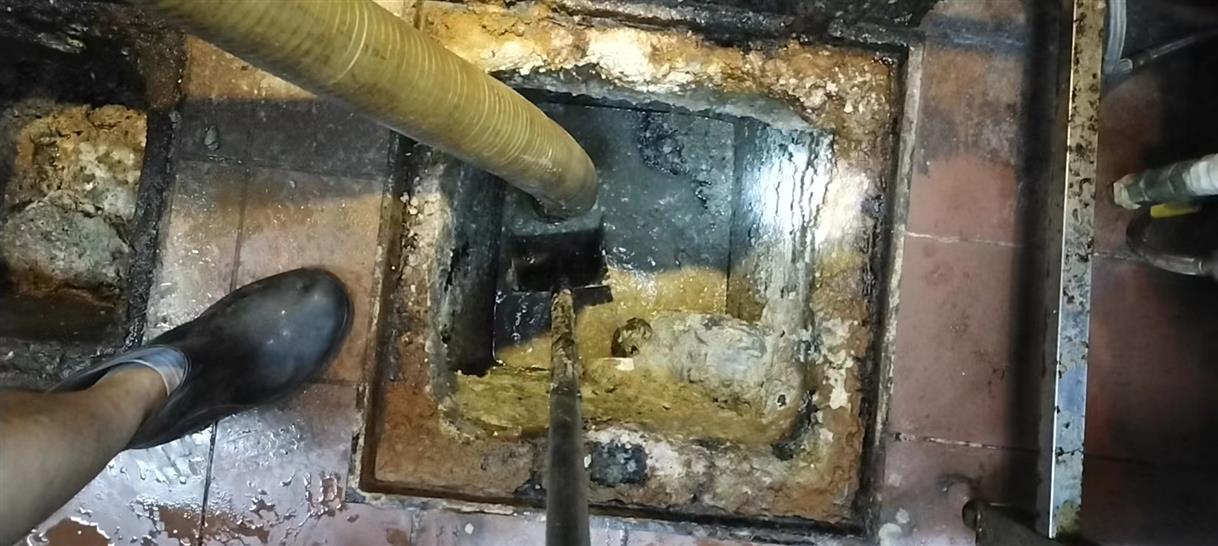 鹿泉化油池清理-污水池清掏