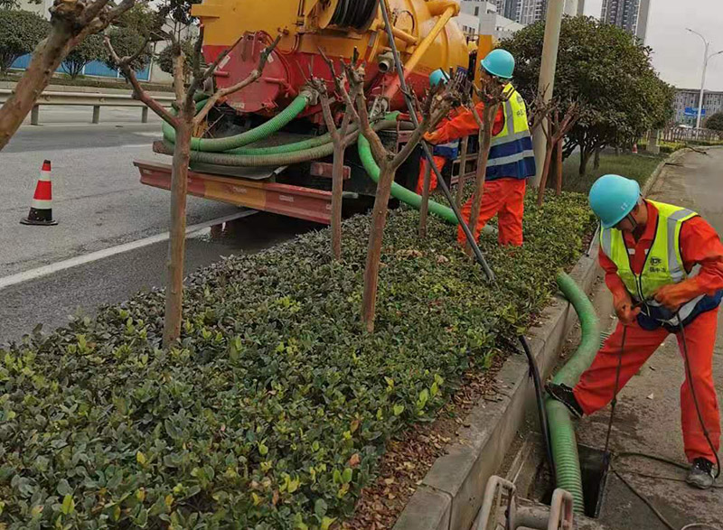 鹿泉市政管道清淤